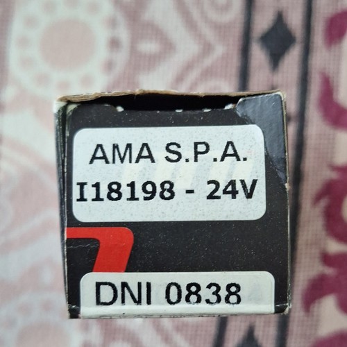 Ama i18198 v - 24,